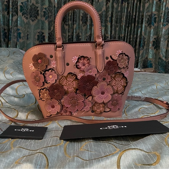 - 🌸COACH DAKOTAH SATCHEL TEA ROSE in DUSTY ROSE - Picture 3 of 17